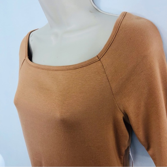 NWT Gap Modern T Carmel Tan - Picture 3 of 16